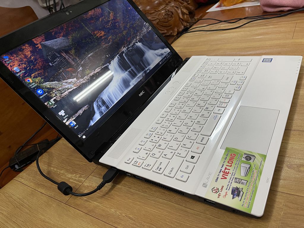 Laptop Cũ Nec Lavie Ns600 Core i7 Gen 7 - Laptop Cũ Việt Long