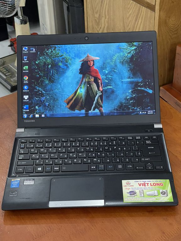 laptop-cu-toshiba-R734-core i5-Gen 4-đỏ (2)
