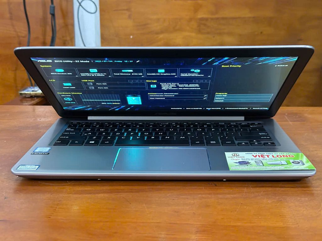 laptop-cu-asus-Vivobook-UX310-Core i3-7100U (1)