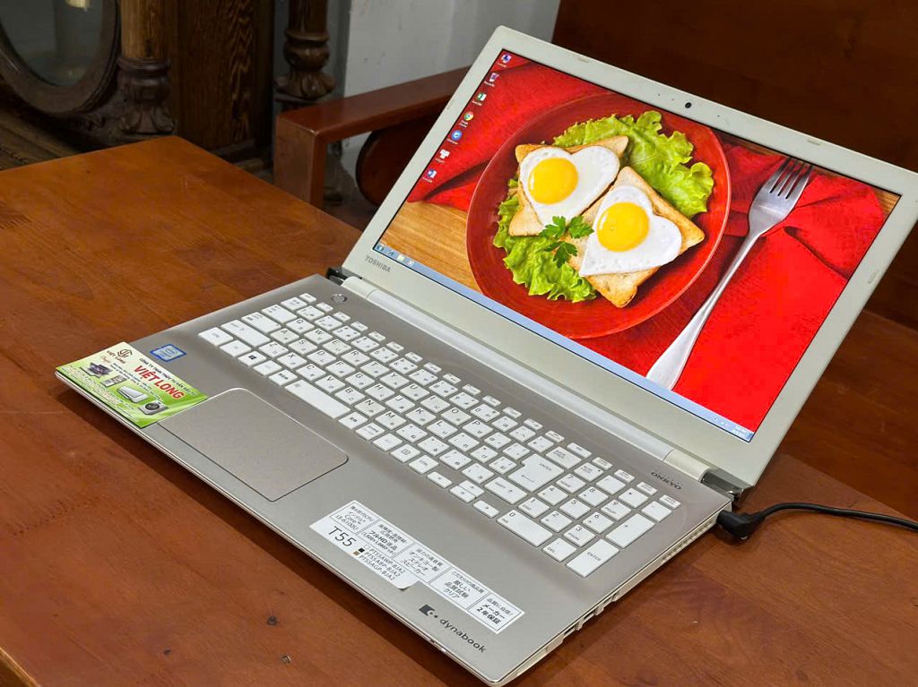 laptop-cu-toshiba-T55-Core i3-Gen 6 (3)
