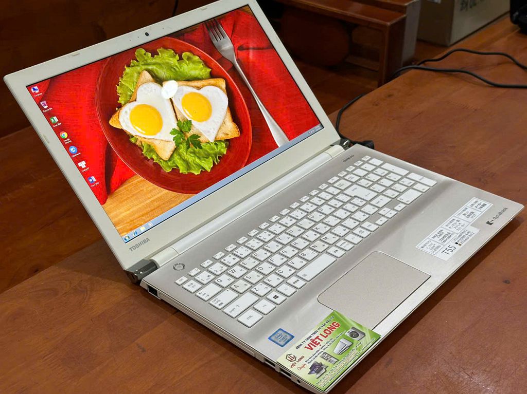 laptop-cu-toshiba-T55-Core i3-Gen 6 (4)