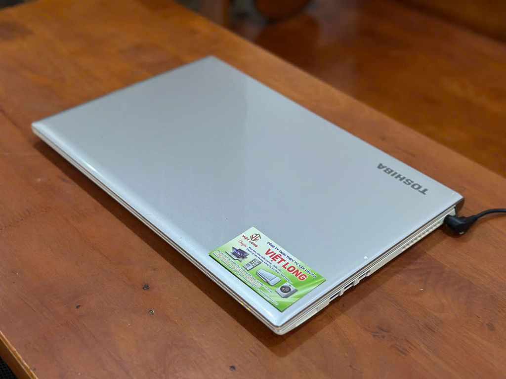 laptop-cu-toshiba-T55-Core i3-Gen 6 (5)